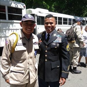 Meet your Posher, Adrian